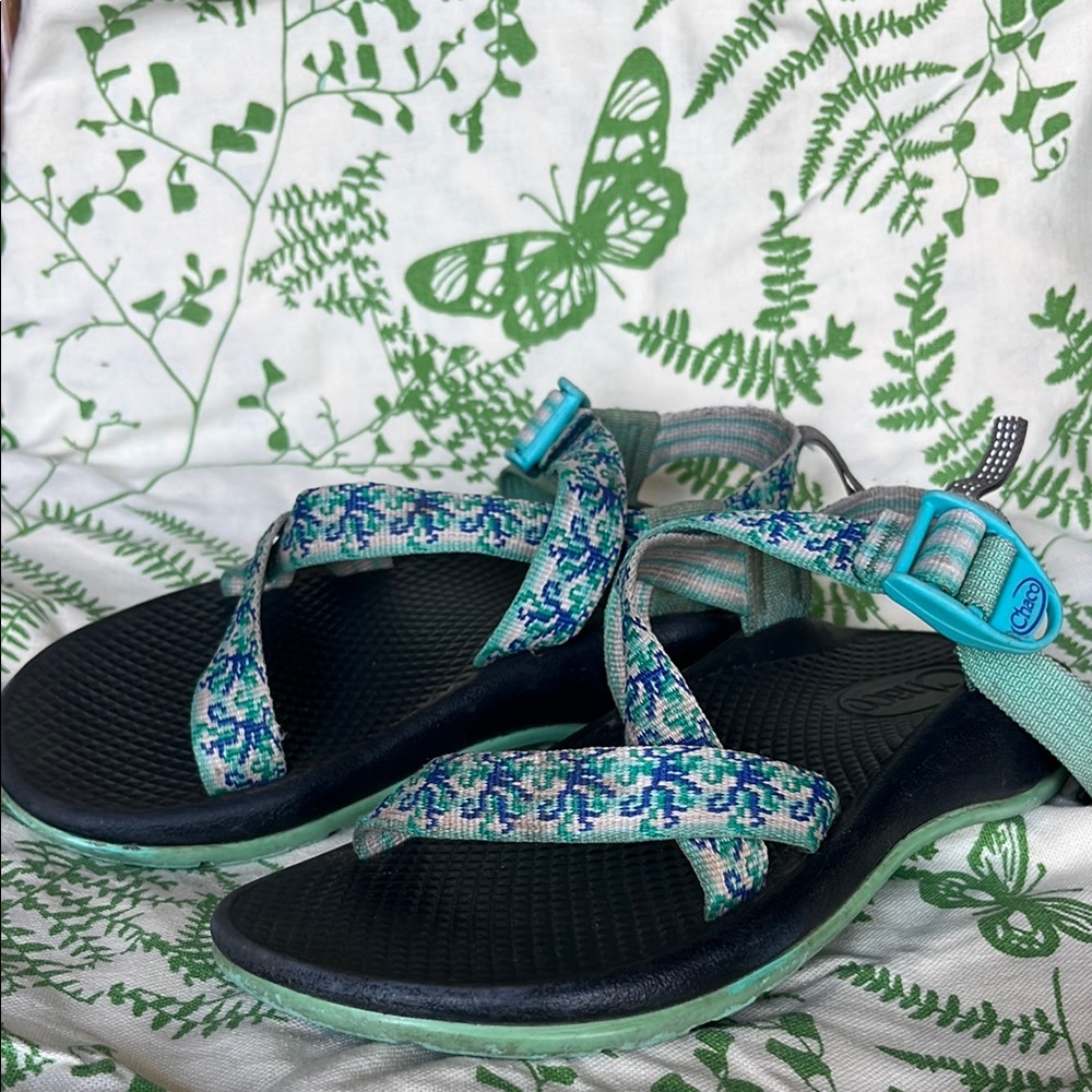 Chaco Kids Multicolor Strappy Sandals Size 2